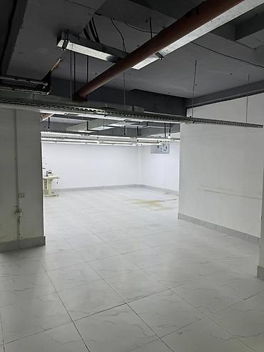 Аренда помещений свободного назначения: Коммерческое помещение 143 кв.м. в многоэтажном административно-жилом — 5