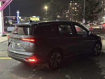 Great Wall: Great Wall : 2023 г., 2 л, Вариатор, Гибрид, Минивэн — 3