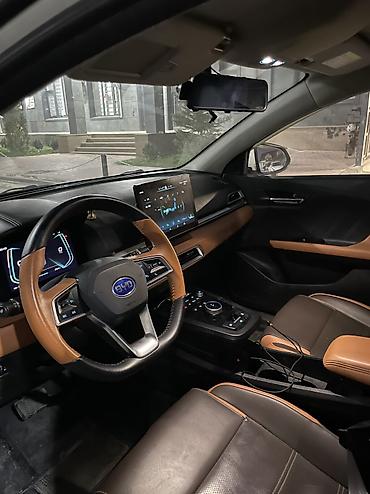 byd плагин гибрид: BYD E2: 2022 г., Автомат, Электромобиль, Кроссовер — 7