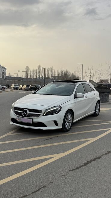 Mercedes-Benz: Mercedes-Benz A-class: 2017 г., 2 л, Автомат, Бензин, Хэтчбэк — 2
