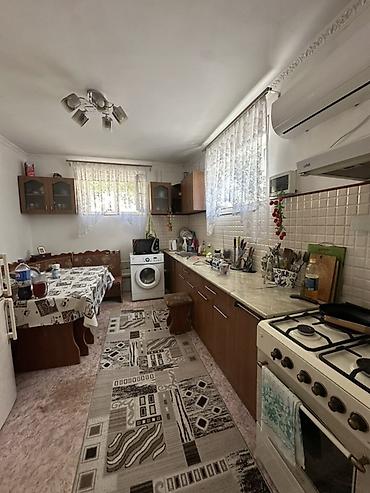 Продажа коттеджей и домов: 📍В Сокулуке ( нижняя зона ) продаётся двухуровневый дом на участке 17 — 12