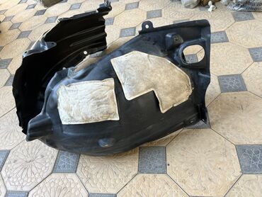 Подкрылки, брызговики, защита днища: Подкрылок Передний левый Toyota, 2021 г., Б/у, Оригинал — 4