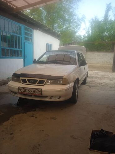 Daewoo: Daewoo Nexia: 1997 г., 1.5 л, Механика, Бензин, Седан