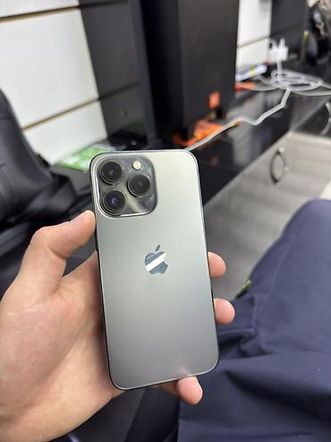 Apple iPhone: IPhone 13 Pro, Б/у, 128 ГБ, Графит, Защитное стекло, 77 % — 1
