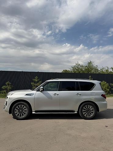 v klass: Nissan Patrol: 2018 г., 5.6 л, Автомат, Бензин, Внедорожник — 1