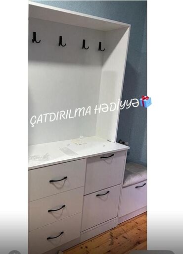 Çilçıraqlar: Yeni Dəhliz dolabı 150₼ satılır 2*0.45*1.1 ÇATDIRILMA HƏDİYYƏ🎁 Ünvan