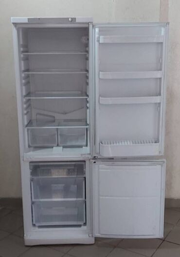 Холодильники: Холодильник Indesit, Б/у, Двухкамерный, De frost (капельный), 60 * 185 * 60