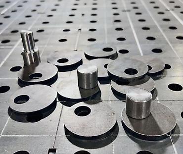 Сварочные аппараты: Оснастка к сварочному столу 3D, бочонки, углы, упоры, быстрозажимные — 10