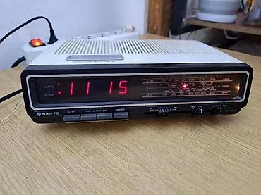 Antikviteti: RADIO BUDILNIK SANYO RM6000 IZ 70-IH | Stari digitalni radio — 4