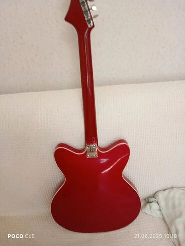 Elektro gitaralar: Elektron gitara, 6 sim, İşlənmiş, Ünvandan götürmə -da lalafo.az — 8 Elektro gitaralar: Elektron gitara, 6 sim, İşlənmiş, Ünvandan götürmə — 8