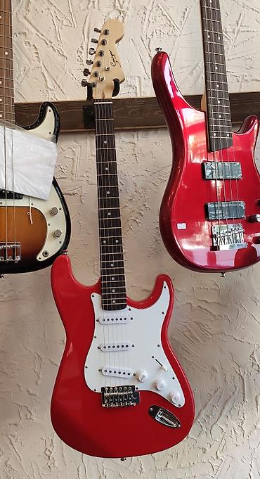 Gitaralar: Elektro gitara Smiger L-G1-ST-RD Üst: Cökə ağacı Qol: Gül ağacı — 4