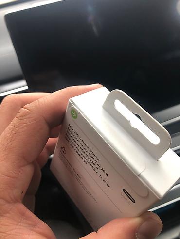 ipad 2: Təcili pul lazım olduğuna görə satılır! Apple USB‑C 20W Power Adapter — 3