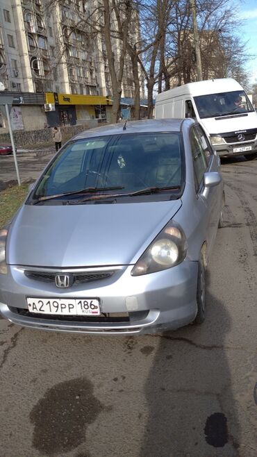 Honda: Honda Fit: 2003 г., 1.3 л, Автомат, Бензин, Седан