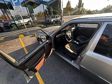 панель ауди а4: Mercedes-Benz W124: 1994 г., 2.2 л, Автомат, Седан — 10