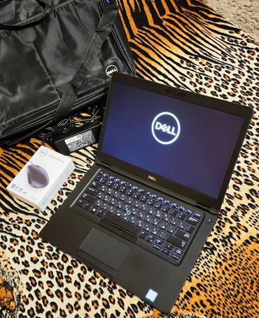 женская сумка: Ноутбук, Dell, 16 ГБ ОЗУ, Intel Core i5, 14 ", Б/у, Игровой, память SSD