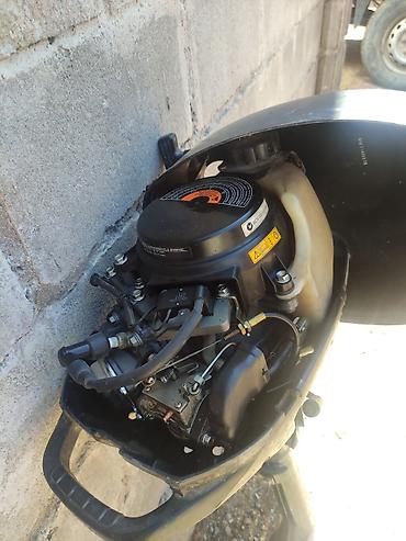 каска мото: Подвесной лодочный мотор Suzuki Four Stroke (4‑тактный) - Тип — 2