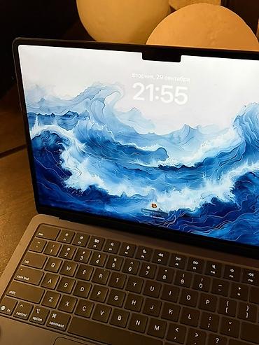 Apple MacBook: Apple MacBook Air 13 m4 təzə kimidi ev üçün alınıb cox az islenib — 8