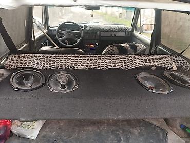 niva matoru: VAZ (LADA) 4x4 Niva: 1.6 l | 1978 il 1222 km Universal — 5
