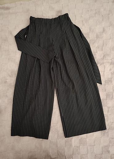kais za struk: Ženske široke pantalone na pruge- made in Italy - Boja: tamno siva/ — 2