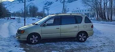 385 55: Toyota Ipsum: 2001 г., 2 л, Автомат, Бензин, Минивэн — 6