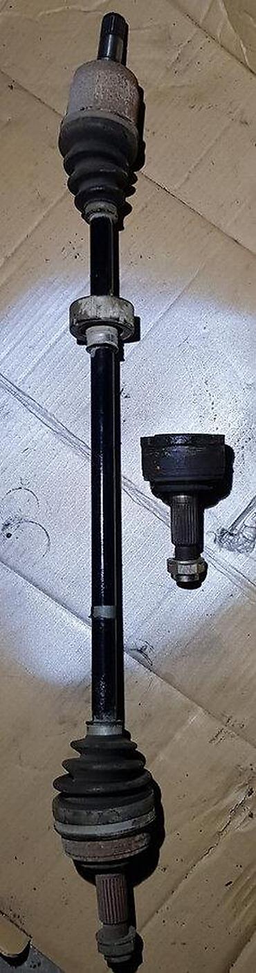 POLUOSOVINA, ZGLOB D14 ZA HONDA CIVIC OD 1996. DO 2001. GOD