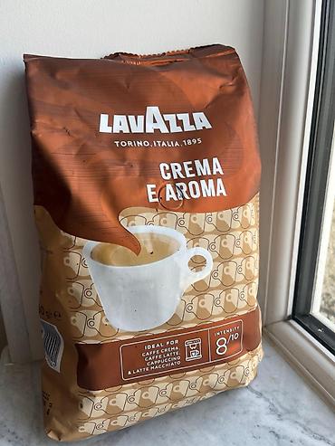 Kofe: Lavazza qəhvə dənələri – 1 kq (İtaliya istehsalı). Son istifadə — 3