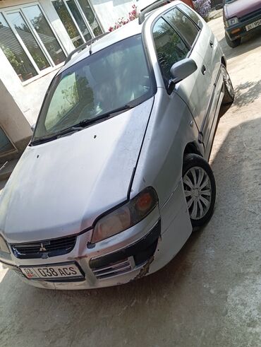 расрочкага машина алам: Mitsubishi Mirage: 2004 г., Хэтчбэк