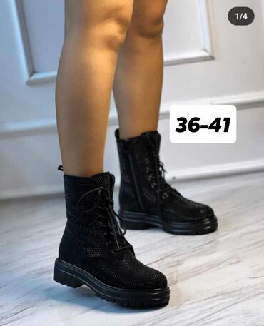 starke 38: Ankle boots, 40