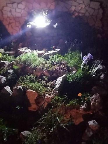 Baštenska rasveta: SOLARNI LED REFLEKTOR NOVA SOLARNA BASTENSKA LAMPA AKCIJA | Cene — 9