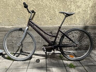 срочный велосипед: Срочно продаю могу снизить цену чуть-чуть