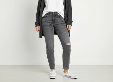 air max with jeans: BoohooMAN, Jeans for women, size XL