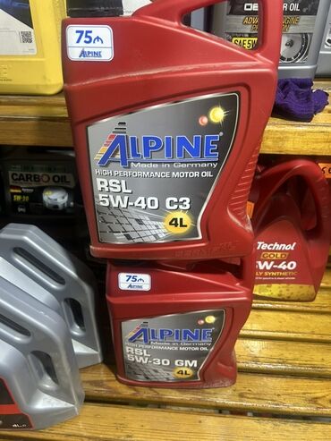 Mühərrik yağları: Tecili satilur servizvbağlanib öz qiymütunə satilir ROWE mühərrik — 15