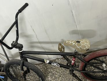 BMX велосипеды: Продаю бмх Руль-шадул вультус-10 Седло и педали взд сафари Задняя
