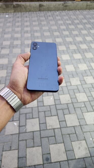 samsung s5660: Samsung Galaxy A05, 128 ГБ, цвет - Черный, Отпечаток пальца, Face ID