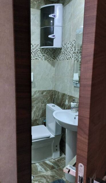 Uzunmüddətli kirayə mənzillər: Sumqayitda 6-cı mikrarayonda kristal abşeronda 16 mertebeli binanın -da lalafo.az — 5 Uzunmüddətli kirayə mənzillər: Sumqayitda 6-cı mikrarayonda kristal abşeronda 16 mertebeli binanın — 5