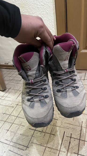 кошелек мужской бишкек: Ботинки, 41, Salomon, Новый, цвет - Серый, Самовывоз