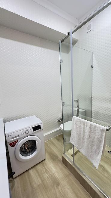 Продажа квартир: 3 комнаты, 102 м², Элитка, 4 этаж, Дизайнерский ремонт — 8