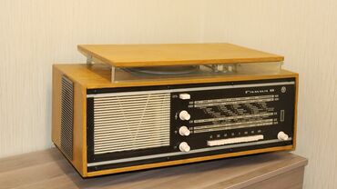 patefon: Гамма в Radiola patefon radioplastinka Gamma-V" 1965-ci ildən SSRİ-nin