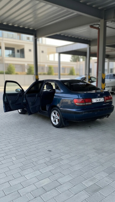 Toyota: Toyota Carina: 1995 г., 1.6 л, Механика, Бензин, Хэтчбэк — 1