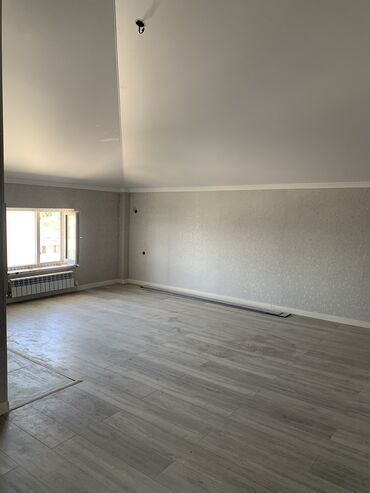 продаю квартиру студию: 2 комнаты, 35 м², 4 этаж, Евроремонт