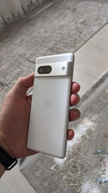 телфон бу жалалабатан: Google Pixel 7, Колдонулган, 128 ГБ, түсү - Ак, 2 SIM, eSIM