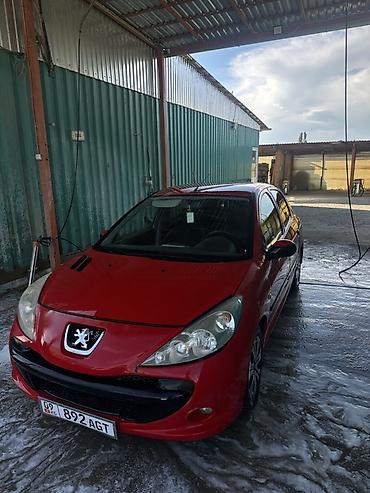 пуди 100: Peugeot 207: 2010 г., 1.3 л, Механика, Бензин, Хэтчбэк — 8