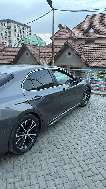 Toyota: Toyota Camry: 2019 г., Автомат, Бензин, Седан — 2
