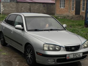 кредитке машина алам: Hyundai Elantra: 2002 г., 2 л, Механика, Газ