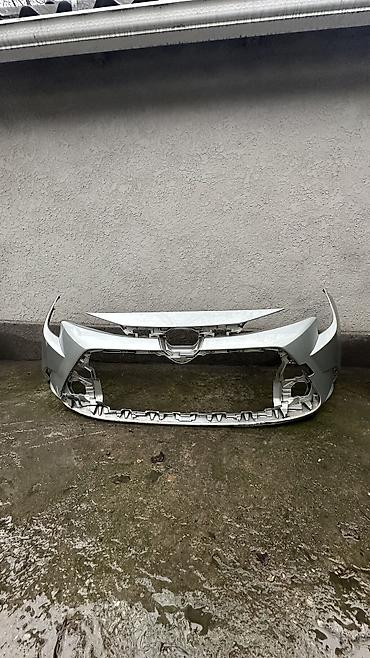 Бампер и комплектующие: Бампер Toyota, Б/у, Оригинал — 1