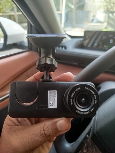 видеорегистратор с gps: Avtomobil üçün viseoreqistrator. Təzədir. Əla işləyir. Qabaq və salon