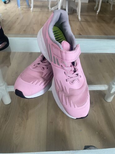 karl kani patike cena: Nike, Veličina - 32 na lalafo.rs karl kani patike cena: Nike, Veličina - 32