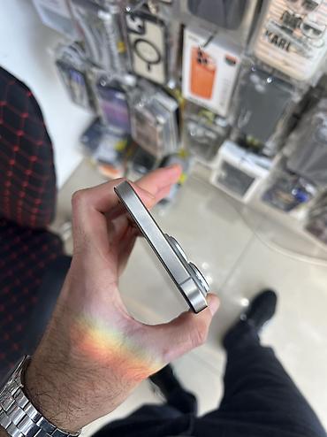 islenmis iphone: IPhone 15 Pro Max, 256 GB, Natural Titanium, Zəmanət, Simsiz şarj, Face ID — 2
