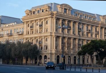 Yeni tikili: 3 otaqlı, Yeni tikili, m. Sahil, 120 kv. m — 2