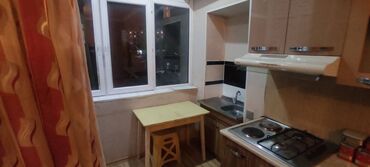 Uzunmüddətli kirayə mənzillər: Masazirda qurtuluş 93de5 mertebeli binanın 3-cu mərtəbəsində yerləşən — 10